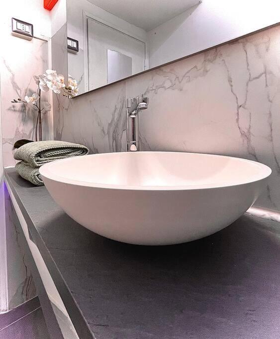 Tiffany'S House B&B Milano Dış mekan fotoğraf
